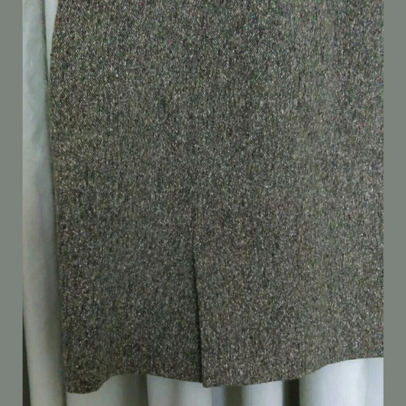 Ann Taylor Sz 8 Wool Silk Blend Gray Skirt Lined - Picture 4 of 5